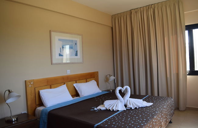 Anna Hotel Apartments - Photo 25