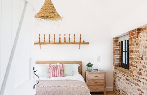 Luxury converted thatched barn near Chichester - Foto 7