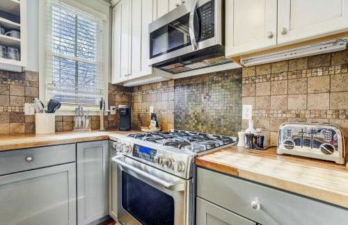 Swift Landing Steps from River & Local Hotspots - Foto 18