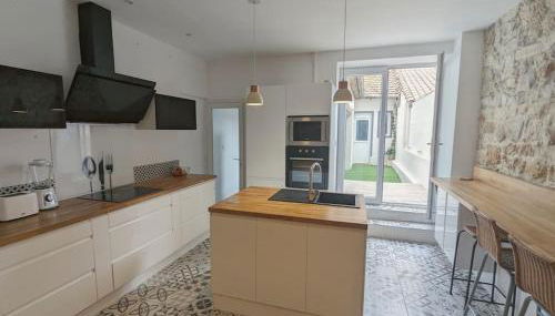 à 5mn de la réserve Africaine, charmante maison de village avec patio - Foto 3