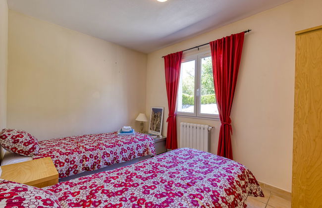 4 bedroom House in Cailhau with private pool and garden - Photo 14