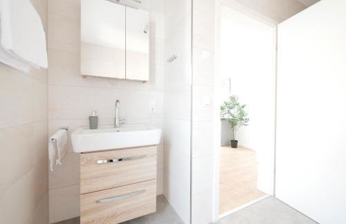 85qm, Parkplatz, zentral, großer Balkon, 2 Bäder - Foto 5