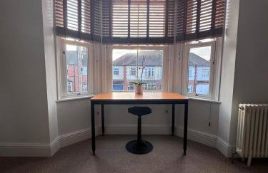 Charming 2 bed Victorian Home - Foto 8