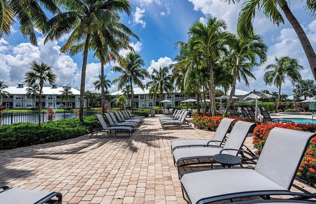 Asiago Vacation Rental at Lely Resort. Newly Furnished 2-Bedroom Condo with Stunning Lake & Golf Views. Spacious Retreat with Private Lanai, Resort Pool, Hot Tub and Gym Access - Foto 23