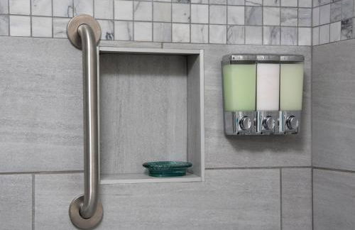 *The Governor's Mansion* Close to Downtown - Photo 32