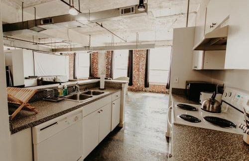 The Downtown Industrial Loft - Foto 6