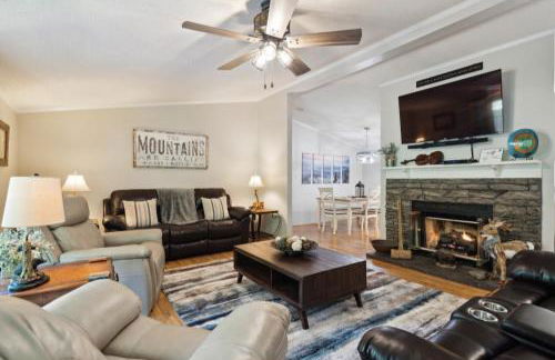 Twin Ponds Retreat-pond Hot Tub Fire Pit Game Room Pet Friendly - Foto 5