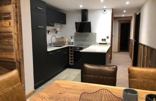 Résidence Julianna , trajets remontées mécaniques , livraison viennoiseries, piscine couverte - Foto 48