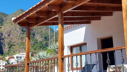 Casa La Sabina Roja 1 - Casa con impresionantes vistas sobre Hermigua y el mar - Foto 4