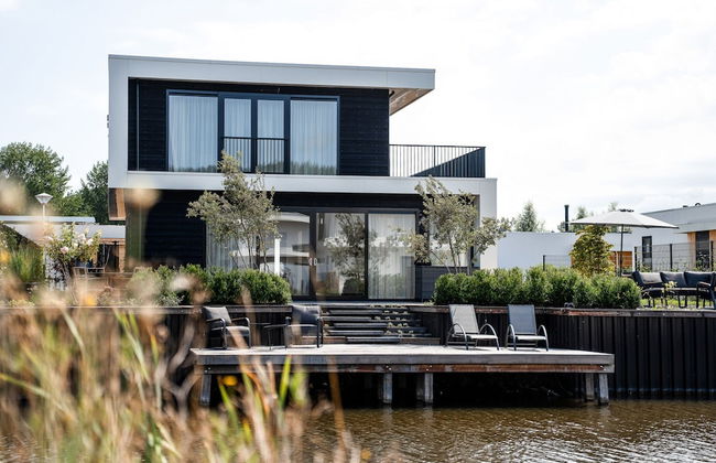Water Villa With Garden and Jetty Near Harderwijk - Photo 33