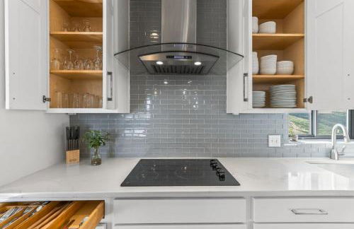 4BR Home with 4 Private Bathrooms 20 Min from Airport - Foto 22