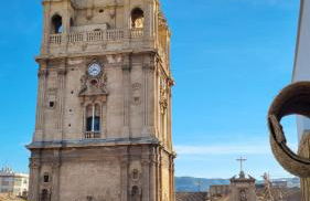 Penthouse with sunny Terrace by Cathedral - Foto 10