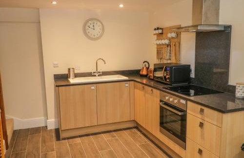 Swallows Return - Foto 10