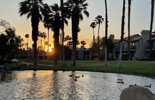 The View! Palm Desert Country Club Villa - Foto 40