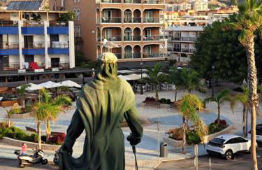 Velilla Seaview with Pool and Parking - Foto 25