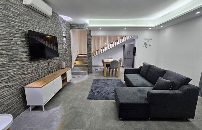 Rooftop Garden Jacuzzi Luxury Villa - Photo 7