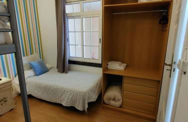 Rua Nova Apartment 28, 3 Dormitorios, WIFI, PS4 y Netflix, a 200m Catedral - Foto 55