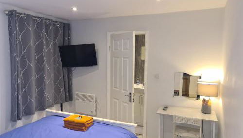 The Reading apartment with gardens, suitable for contractors - Foto 2