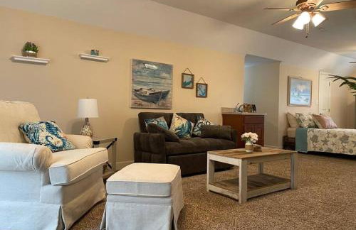 Adorable private 1-bedroom studio on mini-farm. - Foto 1