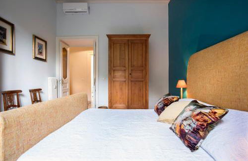 Flat Three - Photo 39