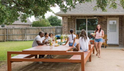 5BD - Backyard - Pool Access - 5 Mins to Texas A&M - Foto 1