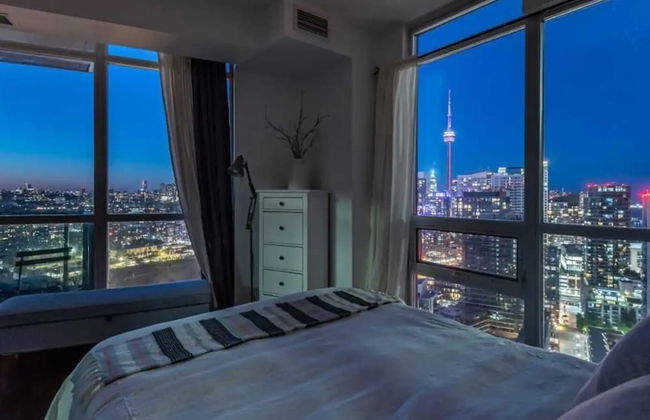 Lanterra Downtown Cn Tower - Photo 34