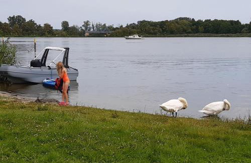Traumhaus-auf-dem-Wasser-Modernisiertes-Hausboot-13-x-4-m - Foto 20