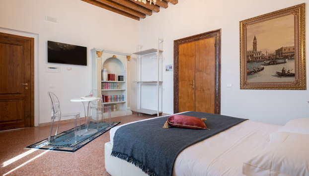 Grand Palace Apartments - Foto 2, Habitación