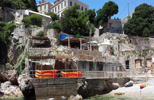 Mediteran with garden next to beach and Old Town - Foto 15