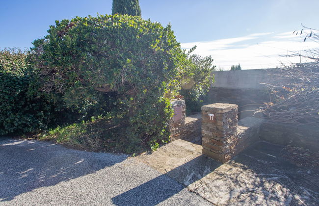 2 bedroom House in Bormes-les-Mimosas with garden and terrace - Photo 22