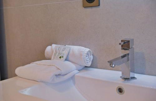 Suite & Spa - Jacuzzi - Sauna - Foto 23