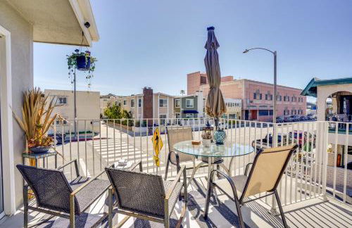 Newport Beach Vacation Rental Steps to Shore! - Photo 2