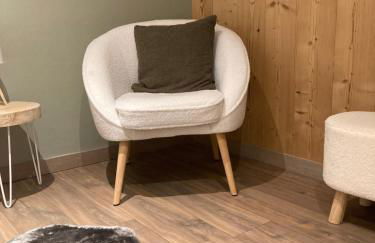 Renovated flat facing Mont Blanc - Photo 20