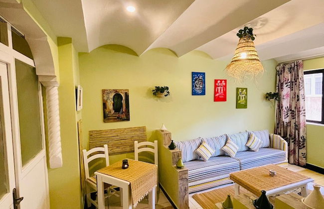 Charming Getaway in Casablanca Maroc, Cozy Home With Thoughtful Amenities - Photo 6