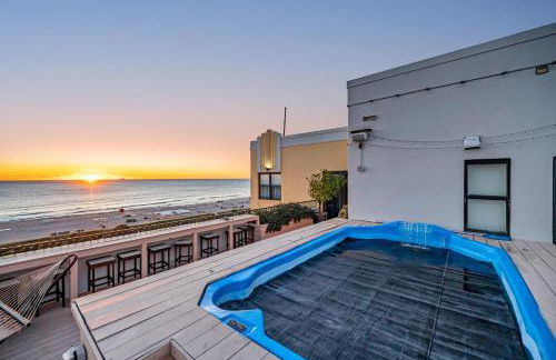 Crown Jewel of Ocean Drive- 2 story Penthouse, 4 Bedrooms & Private rooftop spa - Foto 69