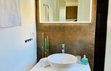 New exclusive apartment Green Horizon with garden, hot tub and private pool near the sea - Foto 24