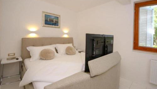 Villa Gabriel - Three Bedroom Villa with Outdoor Pool - Foto 5