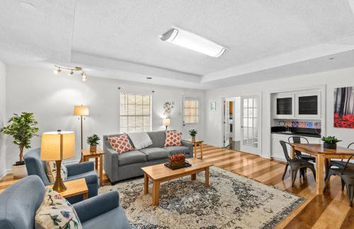 15 Min to LSU & Downtown Oak Hills Place Hideaway - Foto 6