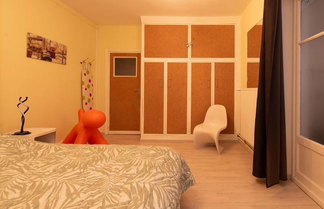 Vintage Apartment With sea View in Ostend - Photo 9