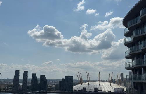 High Floor Modern 1BR Stunning Views Balcony AC Free Parking - Foto 37