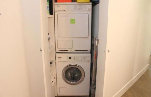 Two Bedroom Luxury Apartment - Balcony with View of Notre Dame - Foto 55