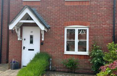 Dovefield House - Modern 3 Bed Home from Home - Alton Towers, Uttoxeter Races - Foto 36