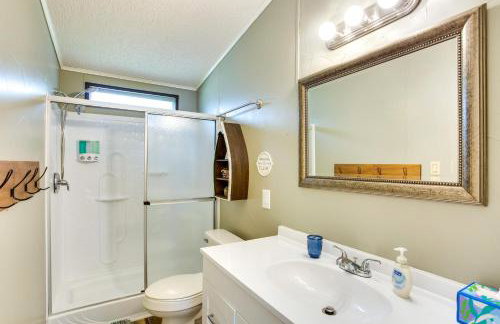 Hot Tub and Dock Lakefront Mabank Home - Foto 21