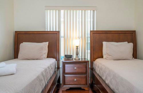 Amazing 6 bedrooms with pool - Foto 13