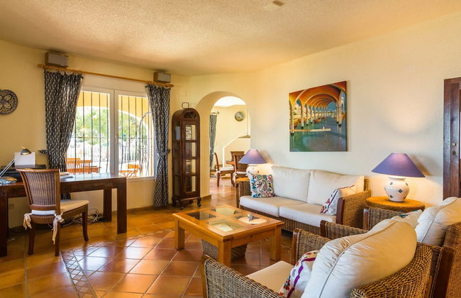 Villa With Sea Breeze Charm - Foto 8