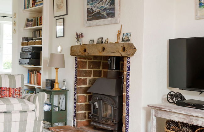 Pretty Cottage Near City Sea - Foto 5