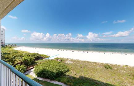 Beachfront Living at the Apollo I On-Site Sunset Grille Tiki/Restaurant - Foto 2