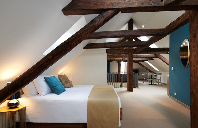 Golden Angel Suites by Adrez Living - Photo 5