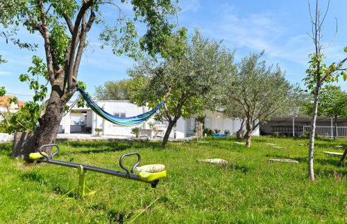 Family-friendly holiday home with private pool near Vodice - Foto 3