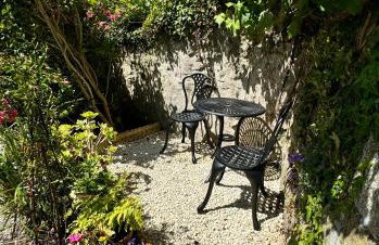 Honeysuckle Cottage by The Sea - Photo 5